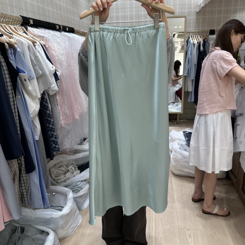 OURMOMENT韓國直郵㊣女裝新品人氣推薦時尚休閑熱賣25春夏長裙OURMOMENT長裙圖色2