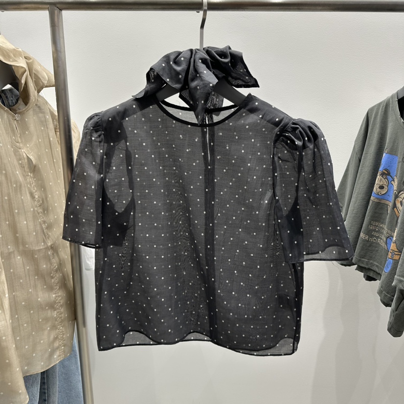 TARABY MOTION韓國直郵㊣女裝新品休閑熱賣襯衫蕾絲衫含頭飾TARABY MOTION襯衫/蕾絲衫圖色2