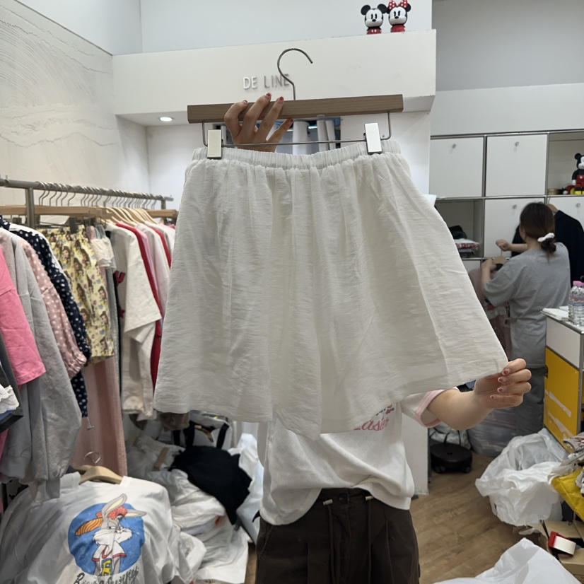DE LINE韓國直郵㊣女裝新品時尚推薦熱賣25春夏休閑人氣短褲DE LINE短褲
