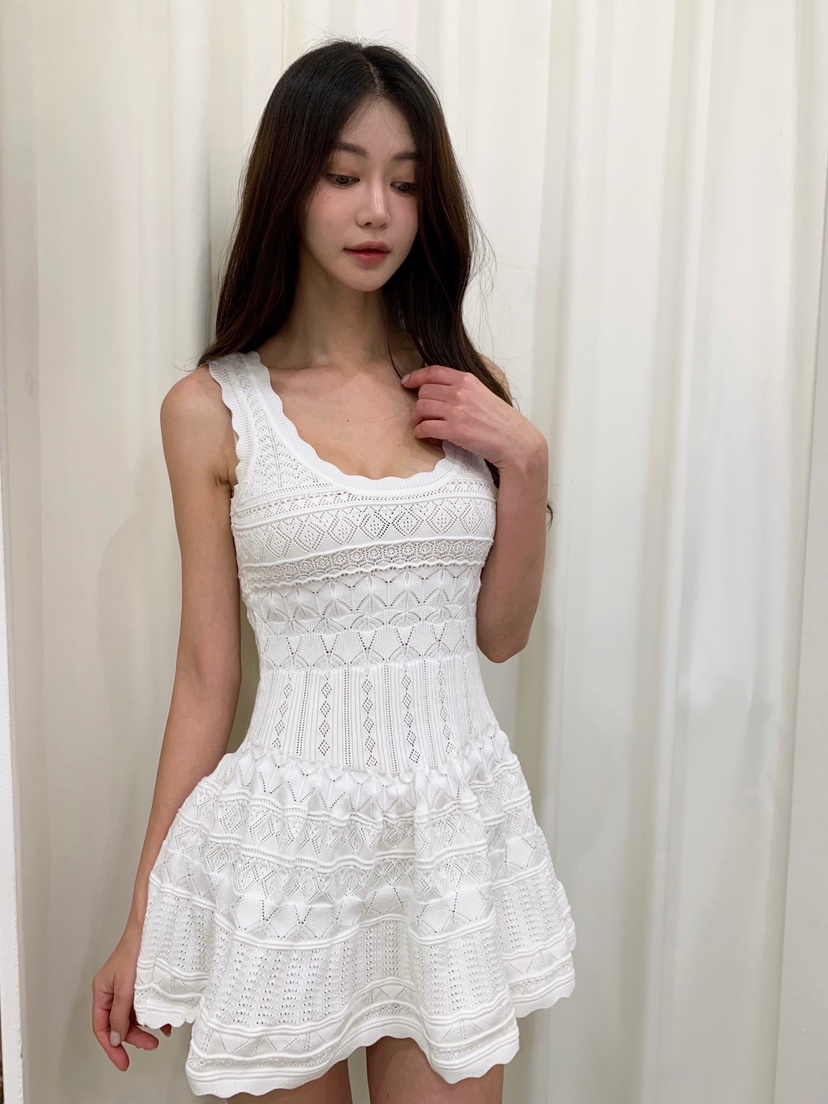 BANI BLUSH韓國㊣直郵東大門代購女裝新款25春夏人氣連衣裙BANI BLUSH連衣裙