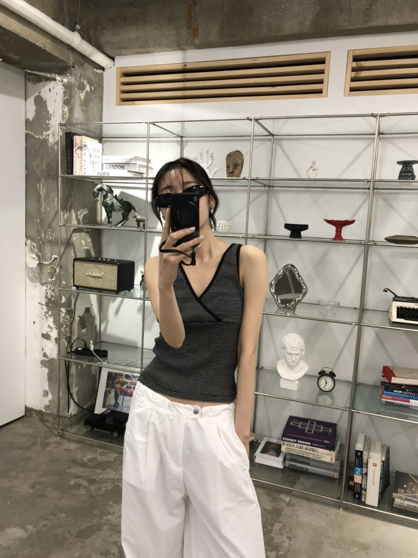 FOSET韓國㊣直郵東大門代購女裝新品熱賣推薦人氣時尚吊帶背心FOSET吊帶/背心