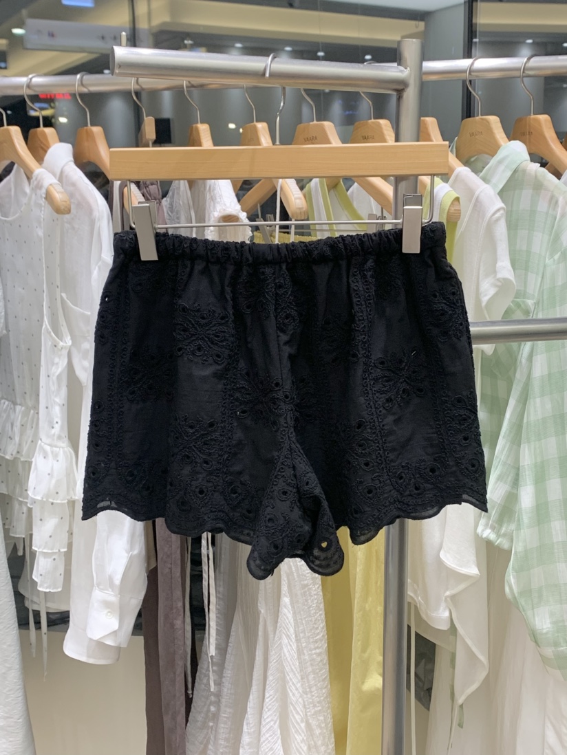 VAARA韓國直郵㊣東大門實拍女裝新品時尚25春夏熱賣短褲刺繡VAARA短褲