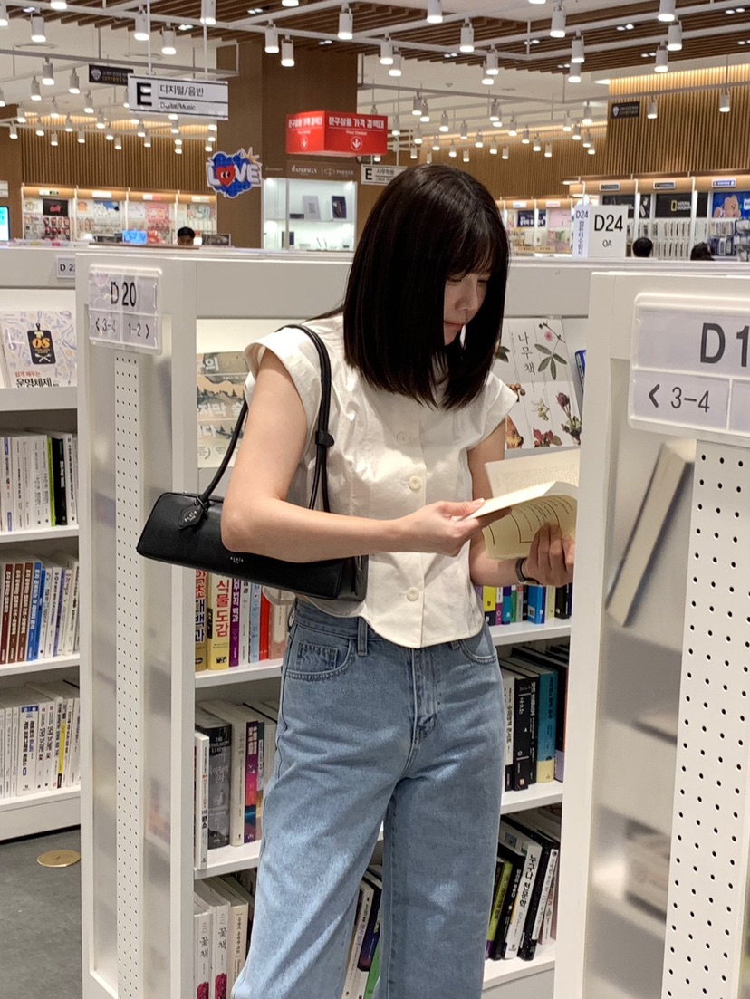 COURGETTE直郵韓國代購㊣女裝新款人氣時尚熱賣推薦襯衫蕾絲衫COURGETTE襯衫/蕾絲衫