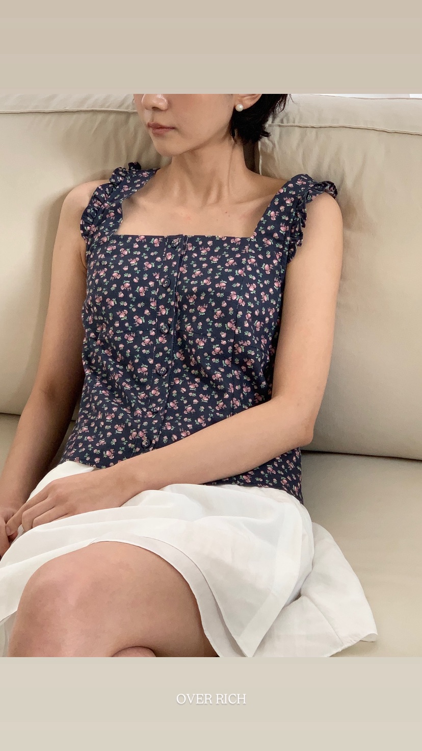 OVER RICH韓國直郵㊣東大門實拍女裝新款推薦時尚吊帶背心OVER RICH吊帶/背心