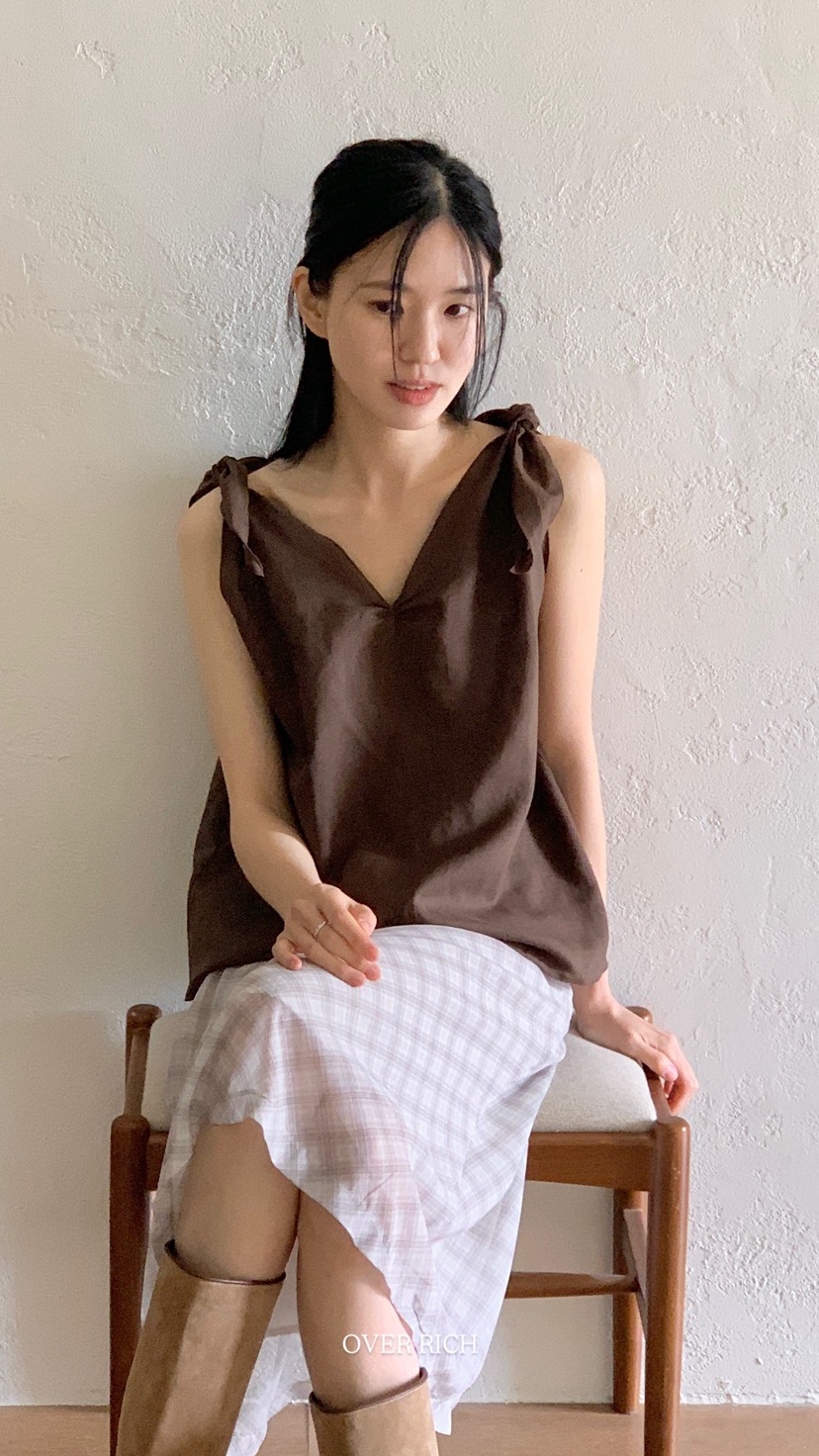 OVER RICH韓國直郵㊣東大門實拍女裝新款推薦人氣吊帶背心OVER RICH吊帶/背心