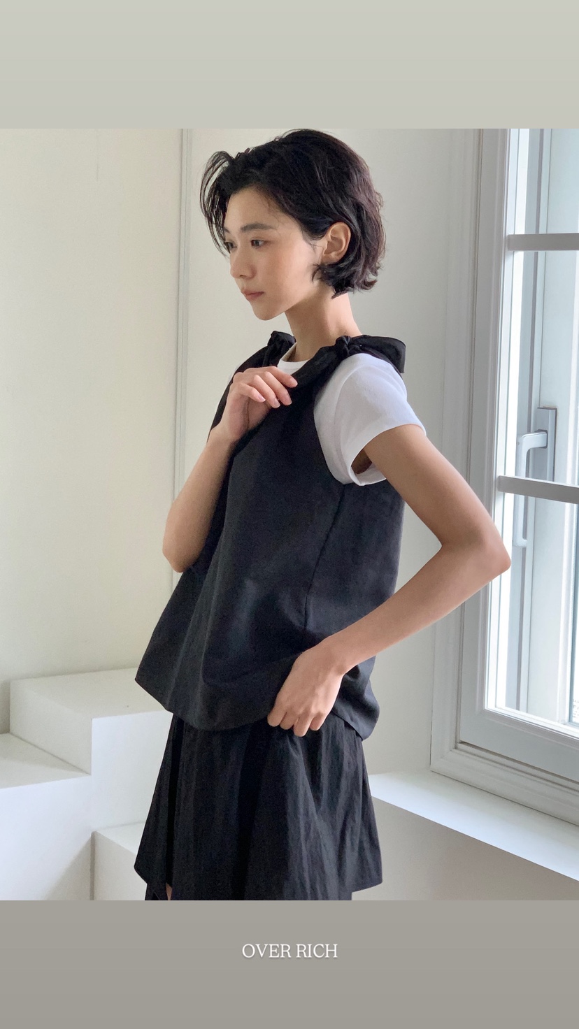 OVER RICH韓國直郵㊣東大門實拍女裝新款推薦人氣吊帶背心OVER RICH吊帶/背心