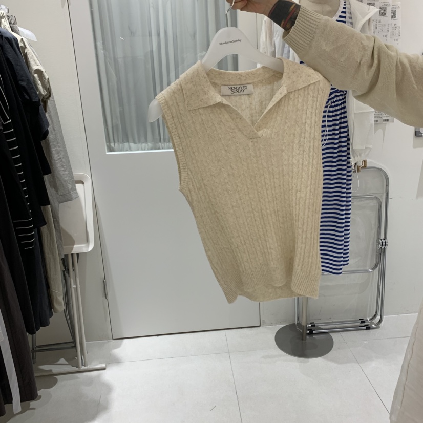 MONDAY TO SUNDAY韓國直郵㊣東大門實拍女裝新品人氣吊帶背心MONDAY TO SUNDAY吊帶/背心圖色2