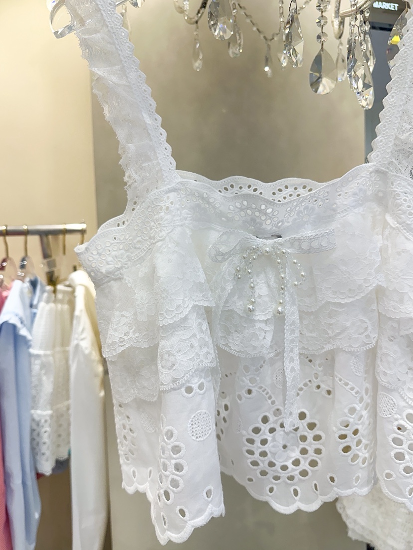 81 MARKET-L直郵韓國代購㊣女裝新品推薦休閑25春夏吊帶背心81 MARKET-L吊帶/背心