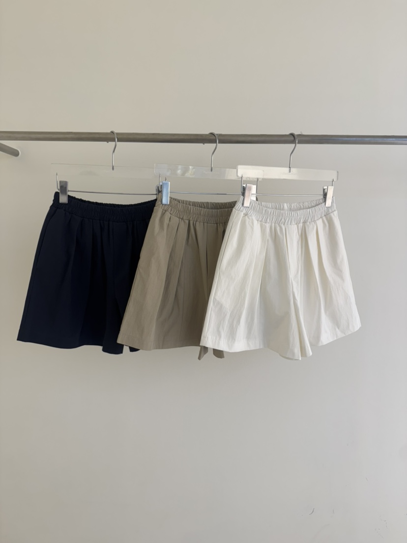 PLANTS ON GRAY韓國直郵女裝新品25春夏熱賣休閑職業短褲PLANTS ON GRAY短褲