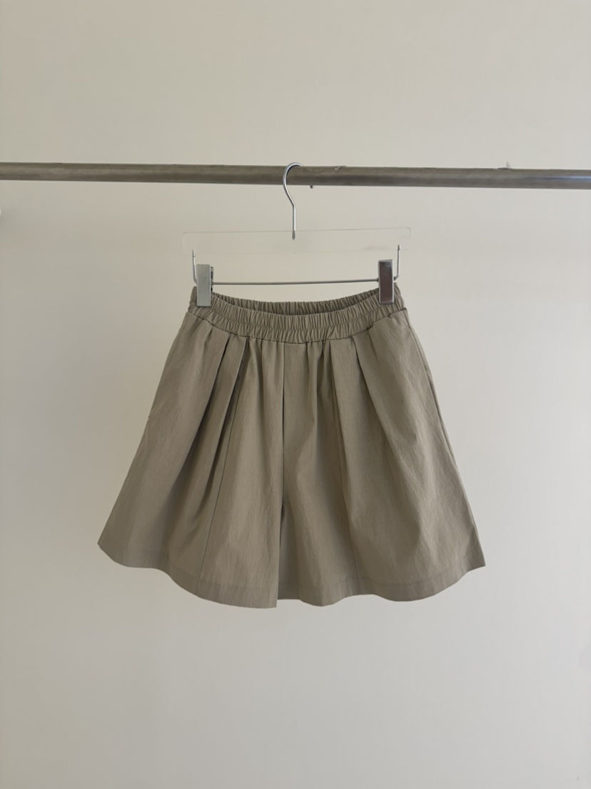 PLANTS ON GRAY韓國直郵女裝新品25春夏熱賣休閑職業短褲PLANTS ON GRAY短褲圖色2