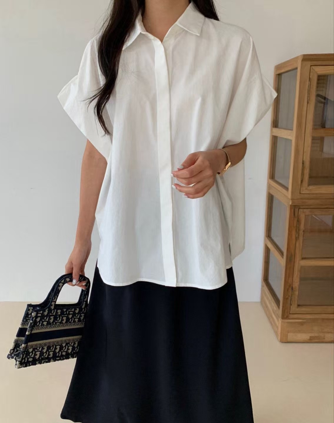 LUCKY ROOM韓國代購女士新品人氣25春夏時尚推薦襯衫蕾絲衫LUCKY ROOM襯衫/蕾絲衫