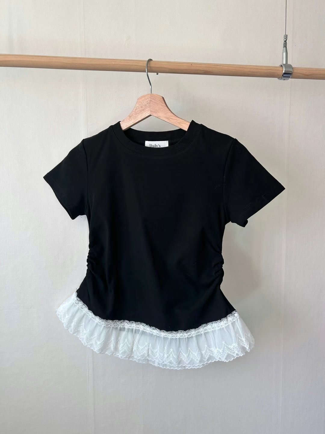 BLACK PIG韓國代購女裝新款時尚人氣職業休閑真品熱賣T恤蕾絲VIVIAN_LEET恤圖色3