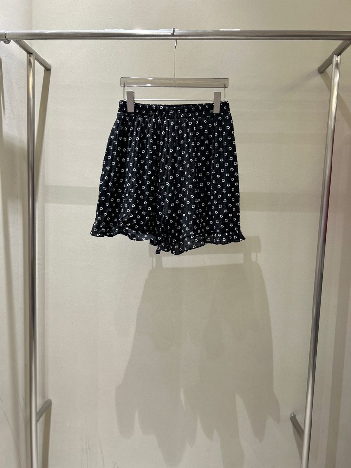 LATTE東大門代購女士新款時尚人氣25春夏真品休閑職業熱賣短褲LATTE短褲