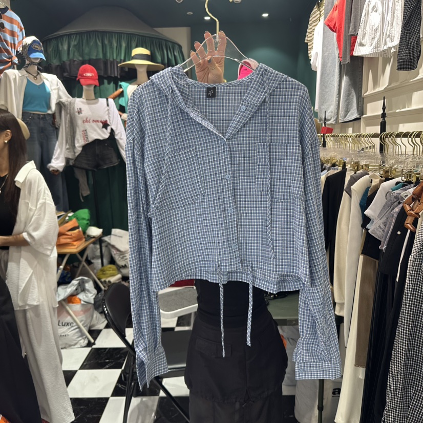 3COLOR(此品牌名稱會遭售假投訴,建議淘寶店鋪商品名稱中不要使用)東大門代購女士新品真品襯衫蕾絲衫Three color襯衫/蕾絲衫