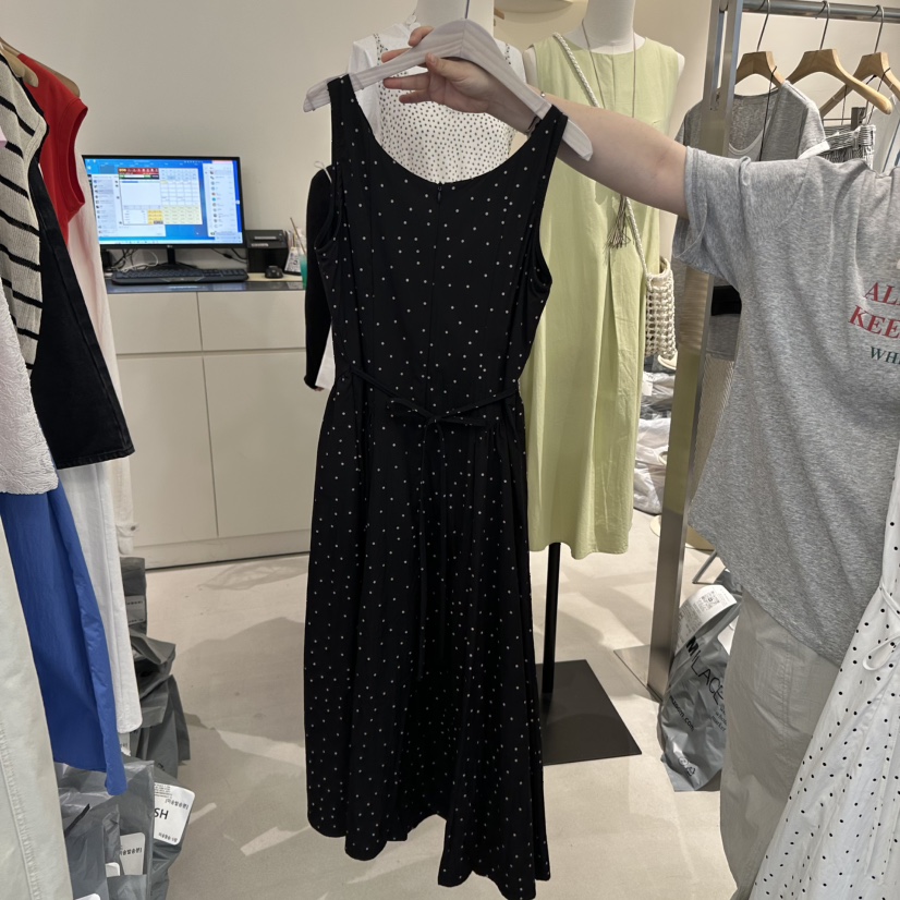MENTOR韓國代購女士新品真品熱賣人氣時尚推薦職業25春夏連衣裙MENTOR連衣裙