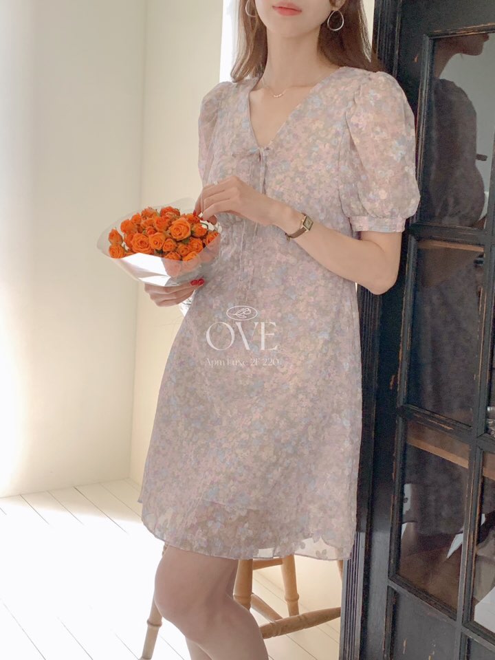 OVE東大門實拍女士新品推薦休閑真品時尚職業25春夏人氣連衣裙OVE連衣裙