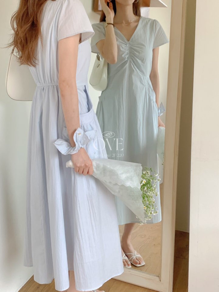 OVE韓國代購女士新品25春夏人氣休閑熱賣時尚職業推薦連衣裙OVE連衣裙