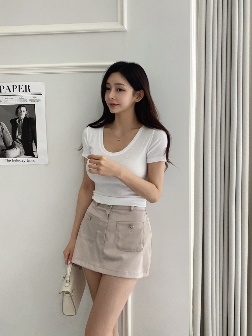 CLOTH韓國直郵女裝新款真品人氣休閑25春夏熱賣推薦時尚T恤V領CLOTHT恤