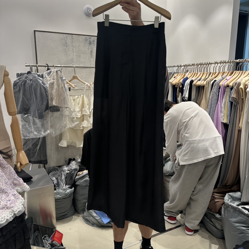 HONG.U東大門實拍女士新款25春夏休閑推薦職業休閑褲天絲絲綢HONG.U休閑褲圖色2