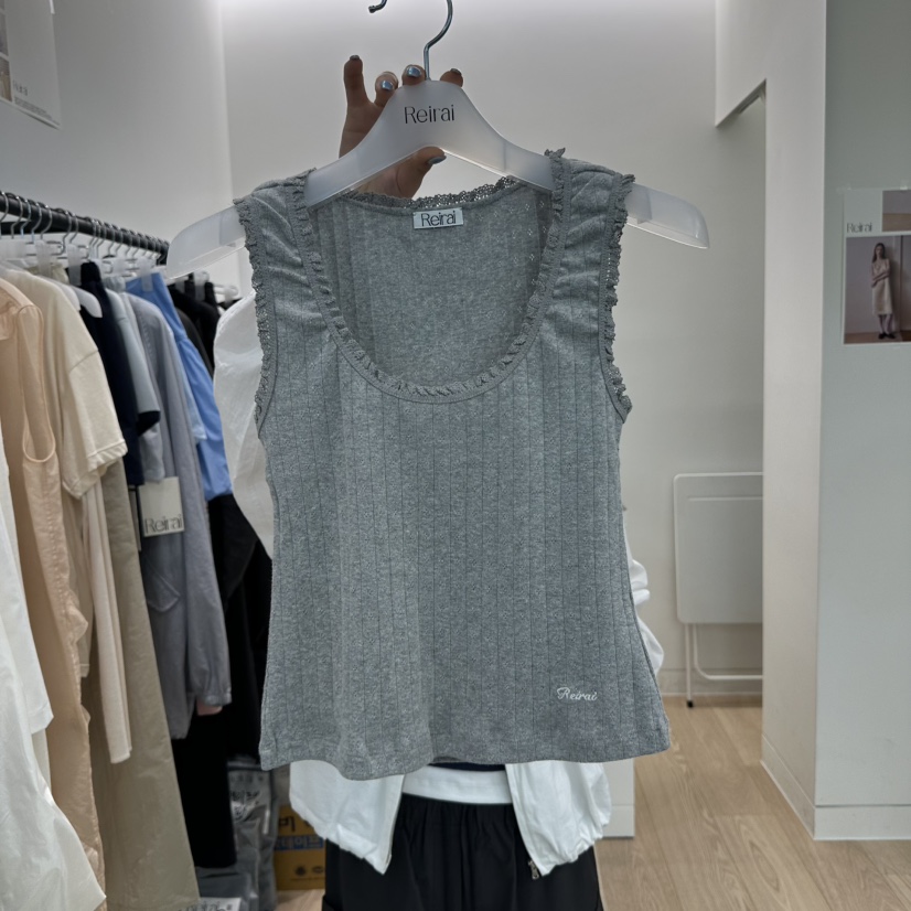 REIRAI韓國代購女士新品推薦人氣職業時尚熱賣吊帶背心蕾絲Reirai吊帶/背心圖色2