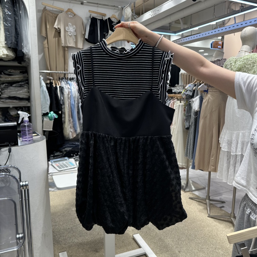 VIRUS東大門實拍女裝新品熱賣時尚推薦人氣吊帶背心不含內搭VIRUS吊帶/背心圖色2