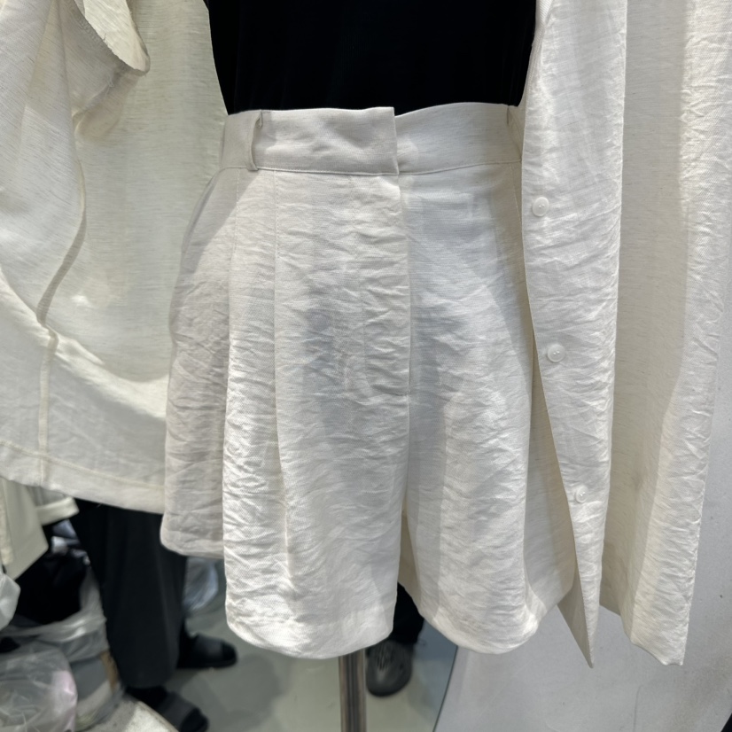 ULTRAORANGE東大門實拍女士新款25春夏推薦休閑職業人氣短褲GILT/ULTRAORANGE短褲圖色2