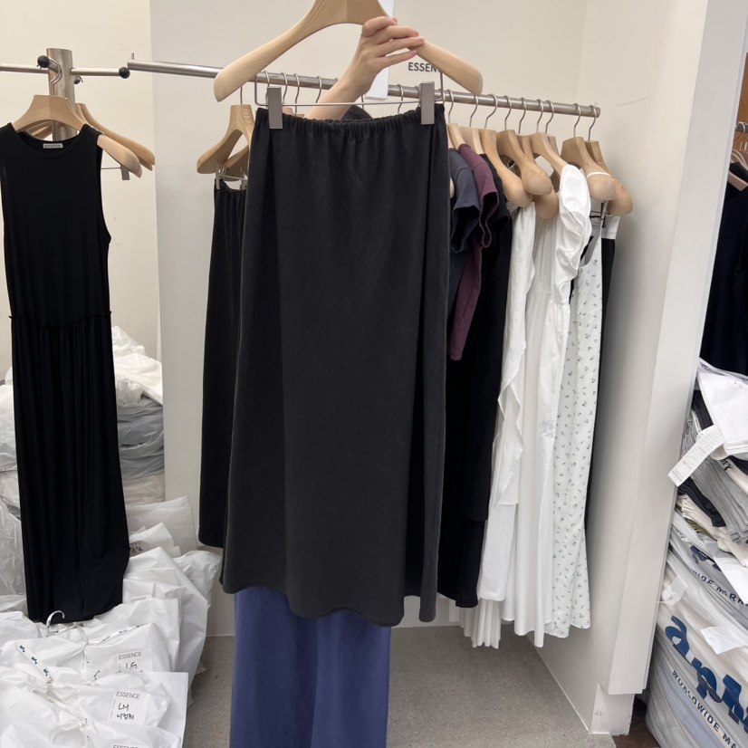 ESSENCE韓國直郵女裝新品休閑25春夏職業熱賣真品時尚推薦長裙ESSENCE長裙圖色2