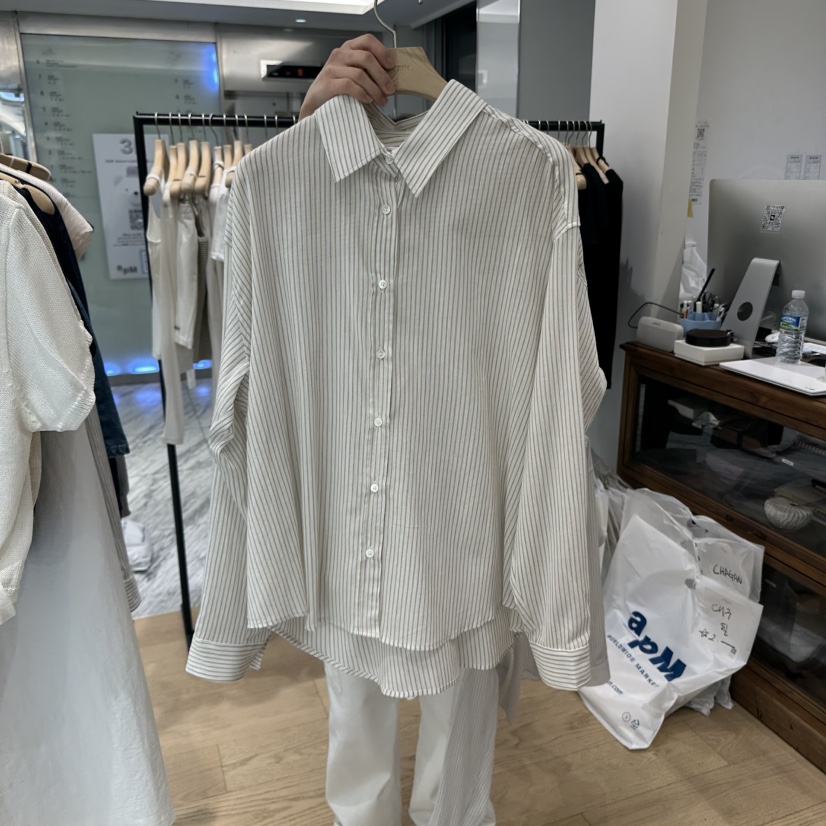 OURIN韓國直郵女士新品熱賣真品時尚職業休閑人氣襯衫蕾絲衫OURIN襯衫/蕾絲衫圖色2