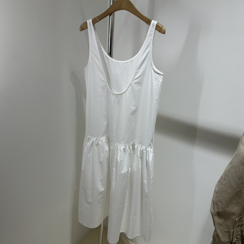ART IS OVER東大門實拍女士新品推薦25春夏職業時尚連衣裙ART IS OVER連衣裙圖色2