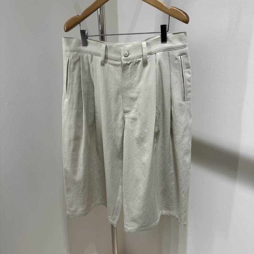 ART IS OVER韓國代購女士新品真品休閑職業時尚熱賣推薦短褲ART IS OVER短褲圖色2