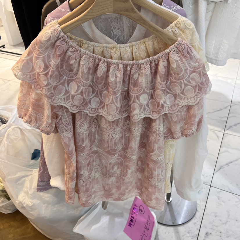 SIMPLE PARK/WMSTORY東大門直郵女裝新款休閑襯衫蕾絲衫刺繡露肩SIMPLE PARK/WMSTORY襯衫/蕾絲衫圖色2