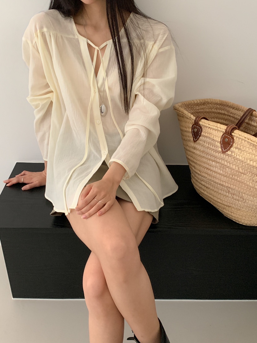 ROUGH東大門直郵女裝新款熱賣25春夏職業休閑人氣襯衫蕾絲衫ROUGH襯衫/蕾絲衫