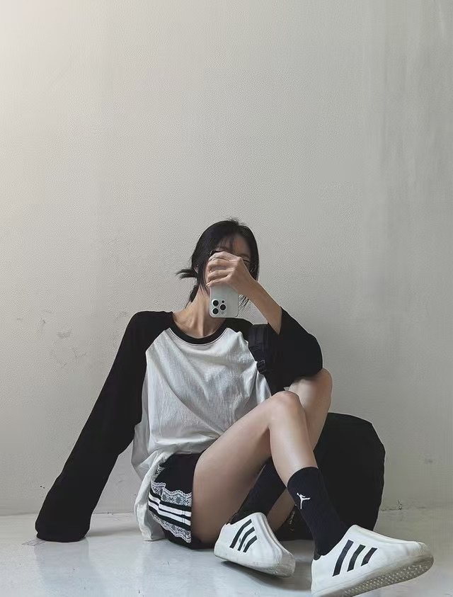 T-HOUSE-티하우스-T東大門直郵女裝新品人氣職業長袖T恤T-HOUSE-티하우스-T長袖T恤