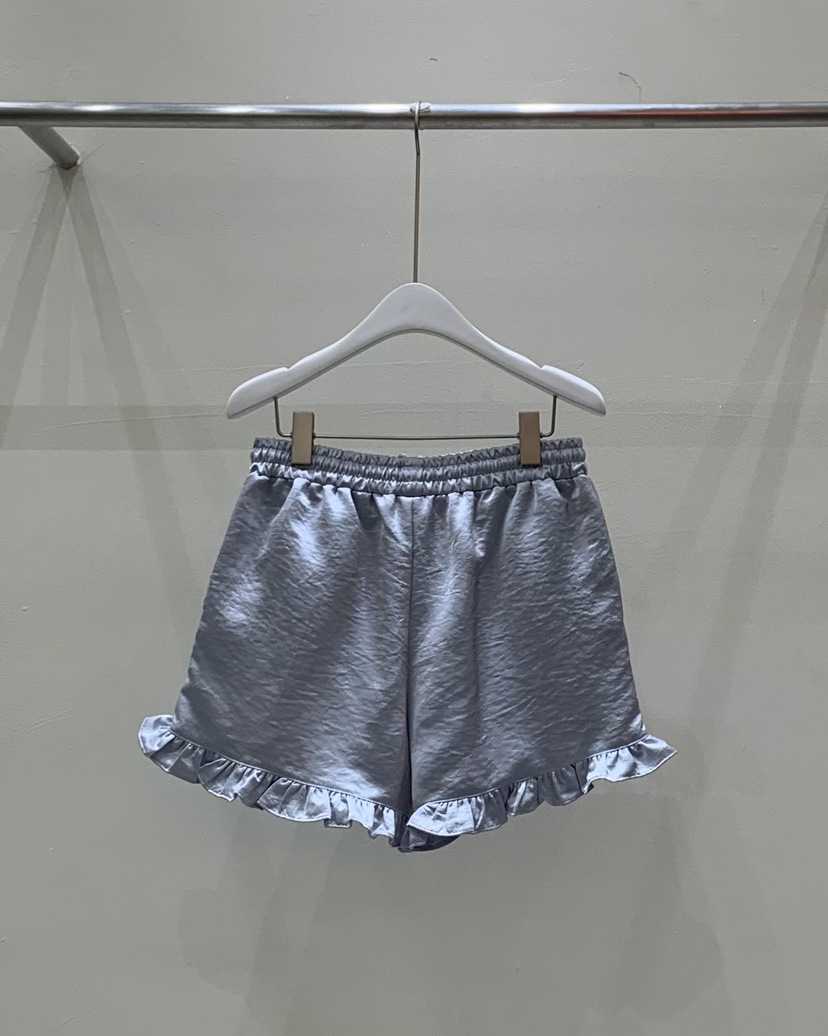 LOVE MOMENT東大門代購女裝新品熱賣休閑真品短褲荷葉邊緞面LOVE MOMENT短褲