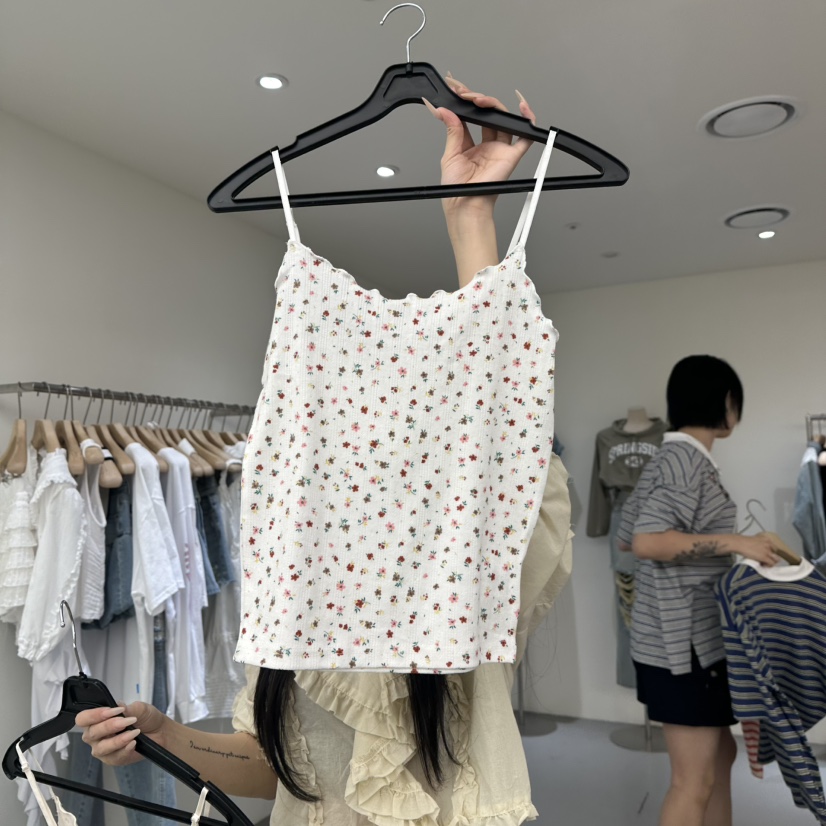 VAULT韓國直郵㊣東大門實拍女裝新品推薦時尚休閑人氣吊帶背心VAULT吊帶/背心圖色2