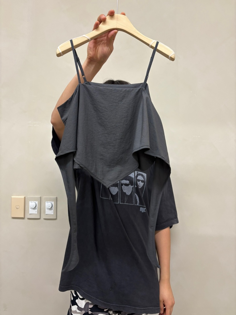 KONI東大門代購女士新款真品熱賣人氣25春夏職業推薦吊帶背心KONI吊帶/背心圖色2