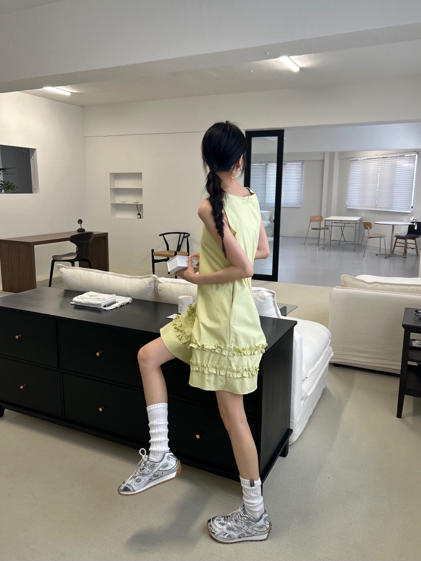 ME MO韓國直郵㊣女裝新款推薦休閑時尚人氣熱賣25春夏連衣裙ME MO連衣裙