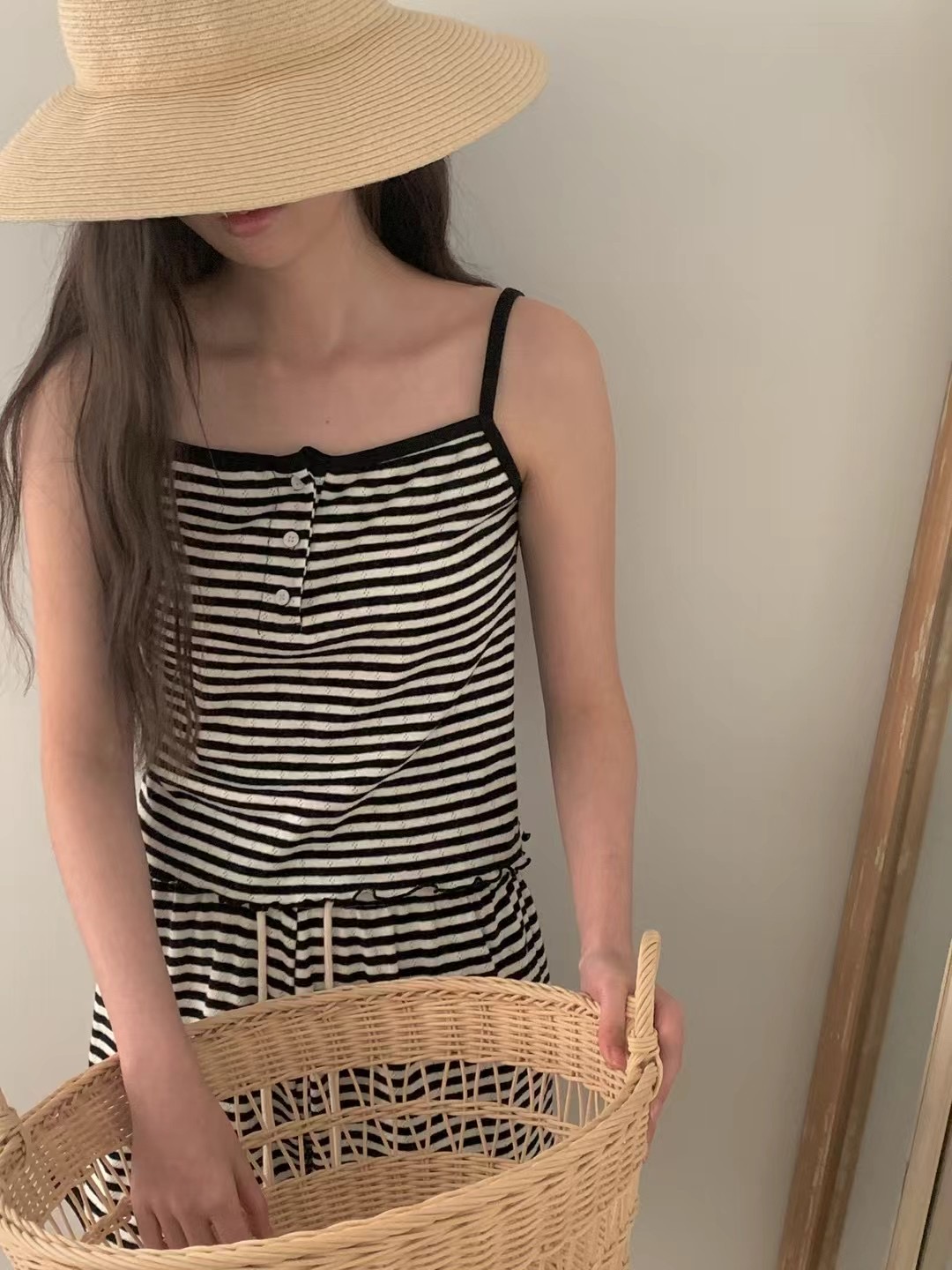 OBE韓國直郵㊣東大門實拍女裝新款推薦人氣休閑熱賣吊帶背心OBE吊帶/背心圖色3