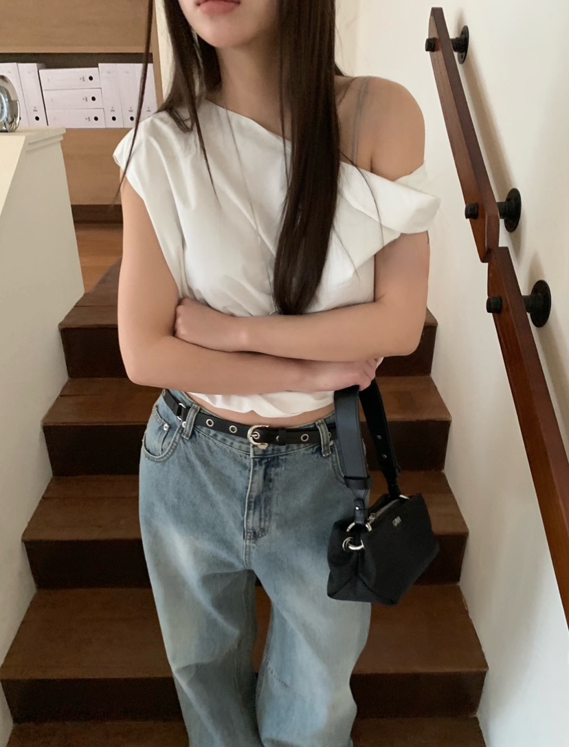 CEDARWOOD韓國直郵㊣東大門實拍女裝新品熱賣人氣襯衫蕾絲衫CEDARWOOD襯衫/蕾絲衫