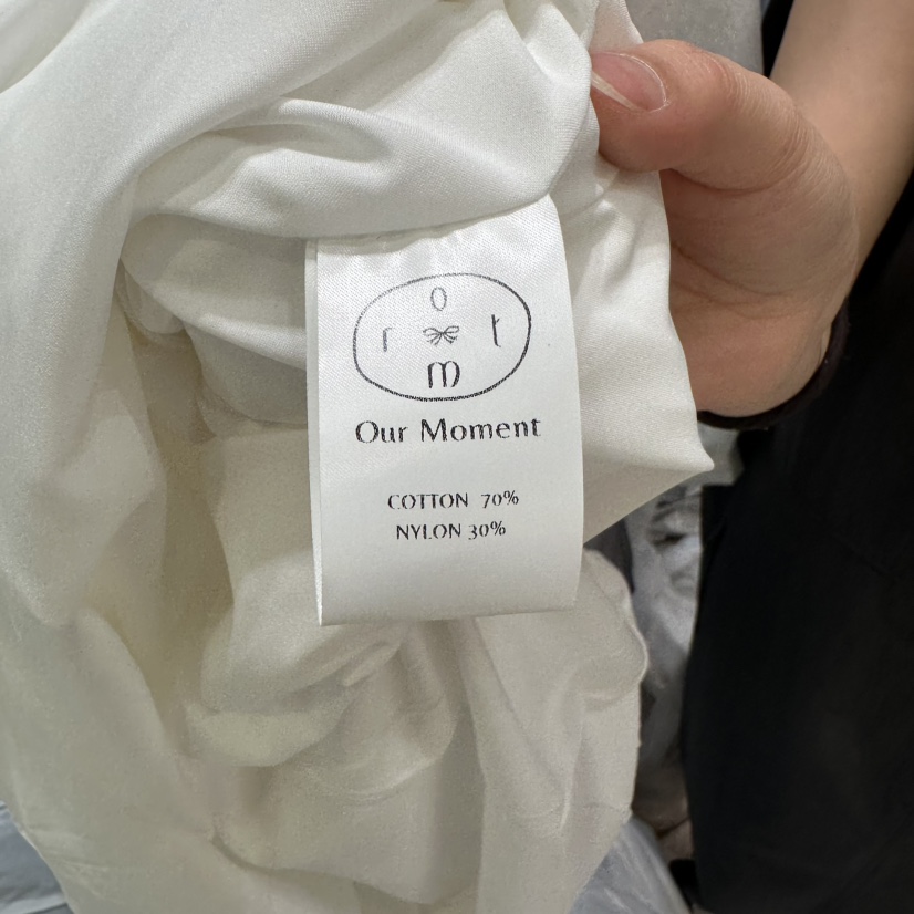 OURMOMENT韓國直郵㊣東大門實拍女裝新款熱賣推薦連衣裙含包OURMOMENT連衣裙