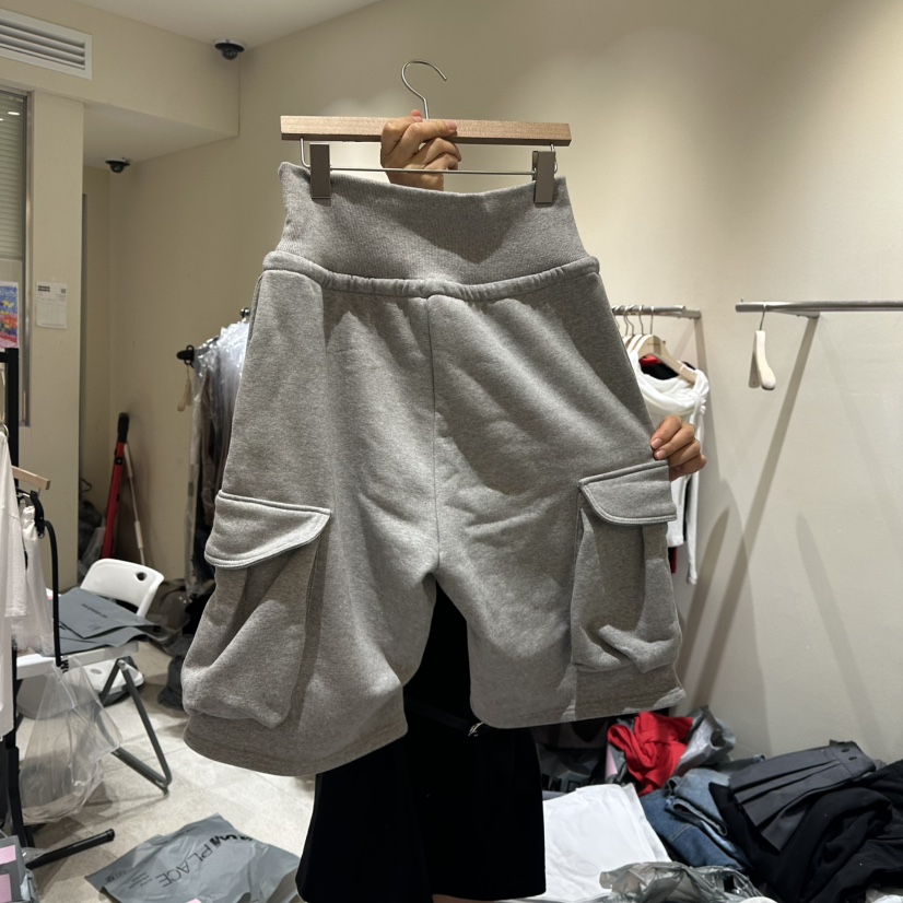MOREMORE韓國直郵㊣女裝新品推薦時尚熱賣休閑人氣短褲口袋more more短褲