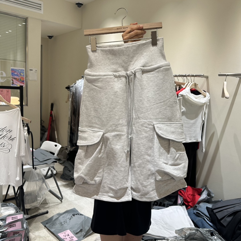MOREMORE韓國直郵㊣女裝新品推薦時尚熱賣休閑人氣短褲口袋more more短褲