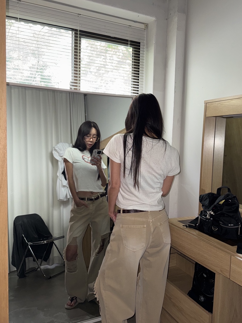 SUNDER MARKET韓國直郵㊣東大門實拍女裝新款熱賣T恤不含內搭SUNDER MARKETT恤