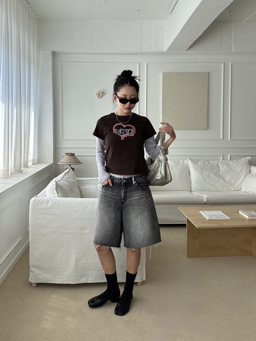 SUNDER MARKET韓國直郵㊣東大門實拍女裝新款熱賣T恤不含內搭SUNDER MARKETT恤