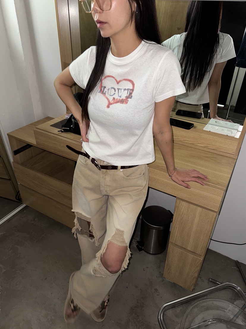 SUNDER MARKET韓國直郵㊣東大門實拍女裝新款熱賣T恤不含內搭SUNDER MARKETT恤圖色2