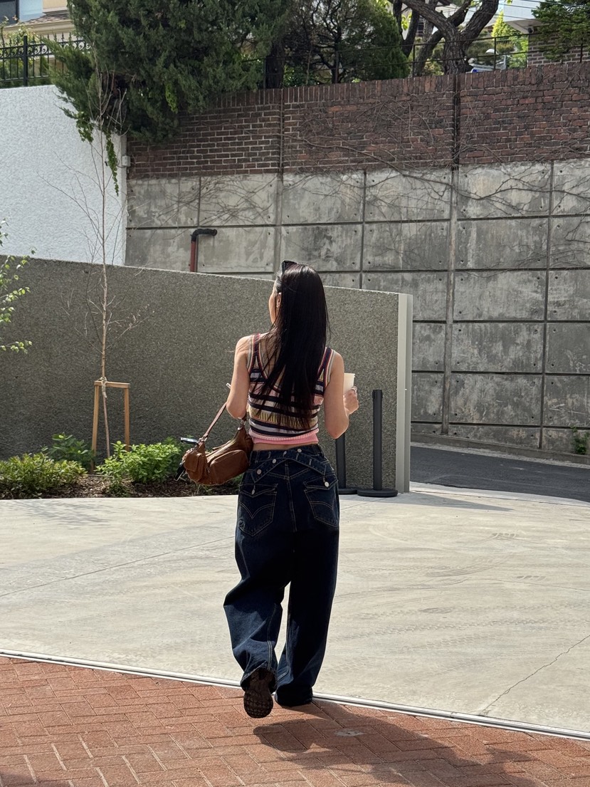 SUNDER MARKET韓國直郵㊣東大門實拍女裝新品推薦牛仔褲腰帶紐扣SUNDER MARKET牛仔褲