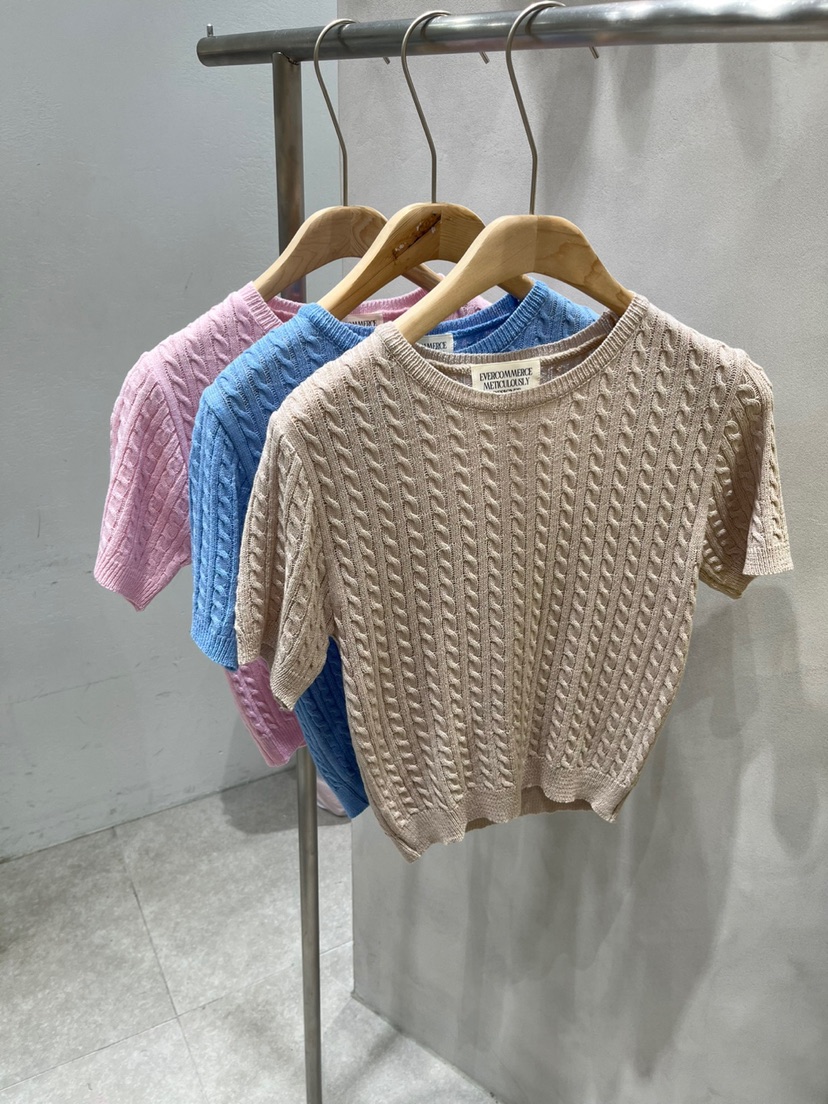 EVERCOMMERCE METICULOUSLY DESIGNED韓國直郵㊣女裝新品25春夏針織衫EVERCOMMERCE METICULOUSLY DESIGNED針織衫