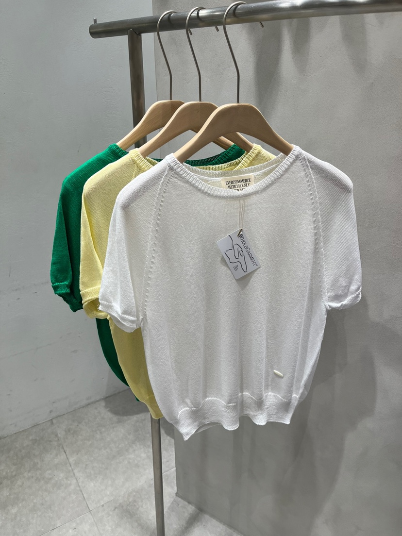 EVERCOMMERCE METICULOUSLY DESIGNED直郵韓國代購㊣女裝新品時尚針織衫EVERCOMMERCE METICULOUSLY DESIGNED針織衫
