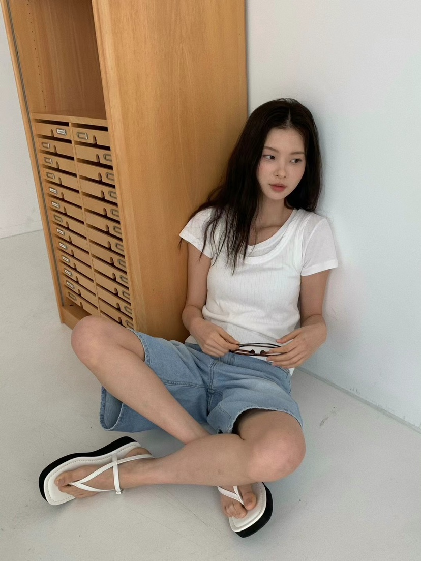 ANOU韓國直郵㊣東大門實拍女裝新品推薦熱賣休閑時尚25春夏T恤ANOUT恤