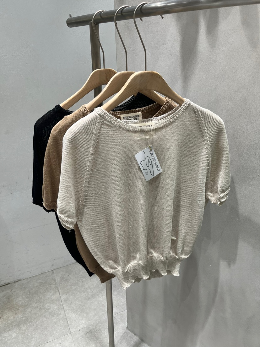 EVERCOMMERCE METICULOUSLY DESIGNED韓國直郵㊣女裝新款人氣針織衫EVERCOMMERCE METICULOUSLY DESIGNED針織衫